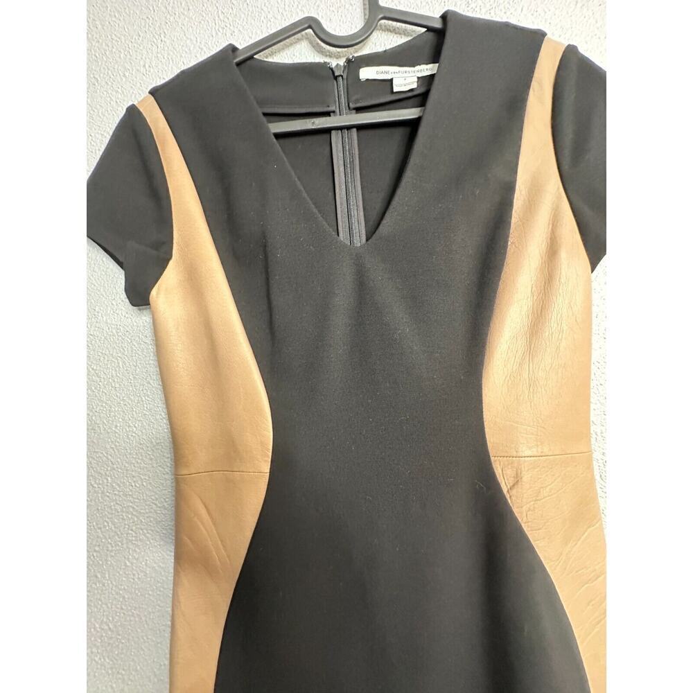 Diane von Furstenberg Black and Tan Leather Mosaic4 Women's Dress Size 2 - Picture 3 of 16